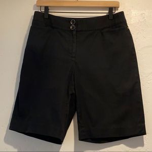 White House Black Market Black Mid Rise Waist Short Size: 8